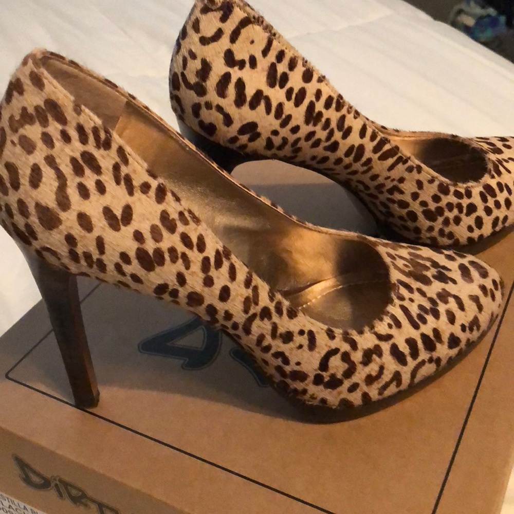 Bcbg Pumps - image 2